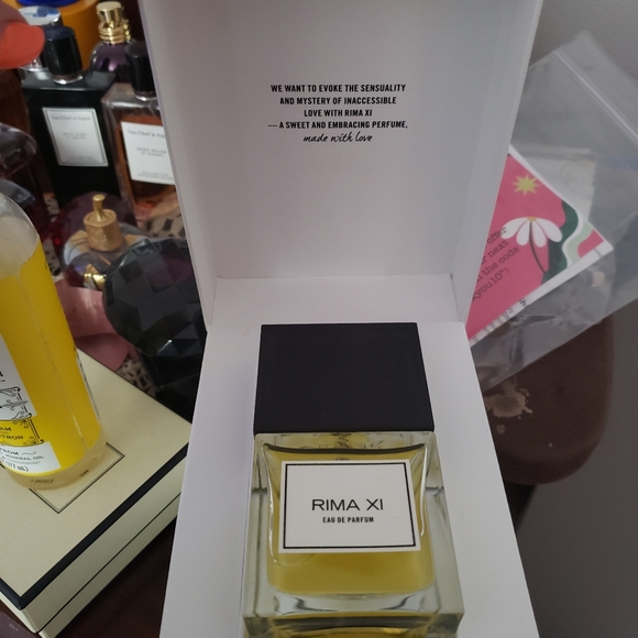 Carner Barcelona Rima XI - Picture 2 of 2